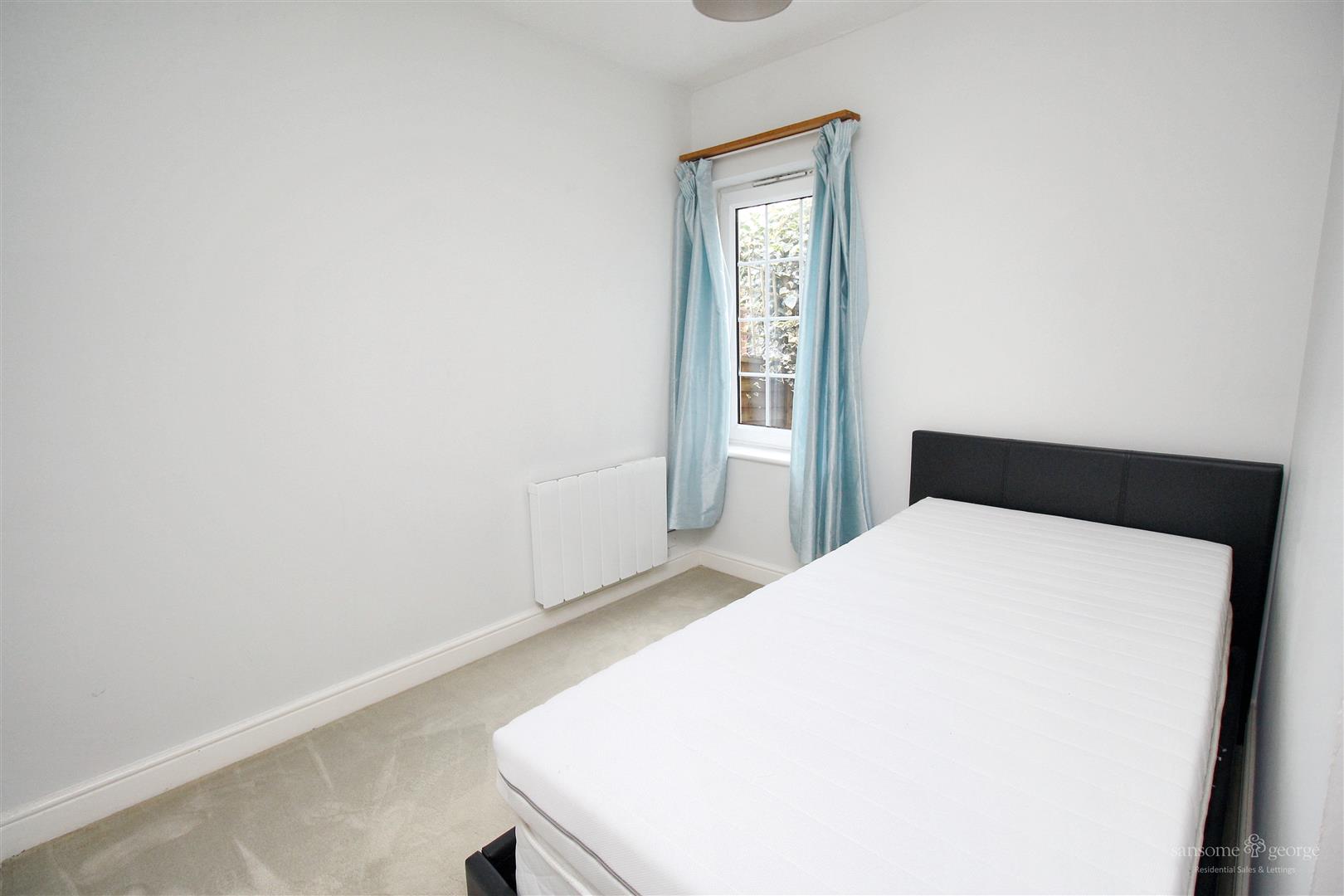 Park Lane, Tilehurst, Reading